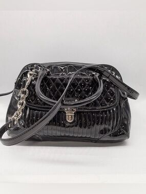 Authentic Coach Poppy Black Quilted Liquid Gloss Patent Leather Purse